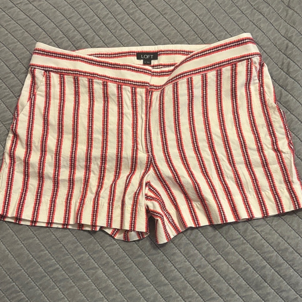 LOFT Women's Red and White Striped shorts